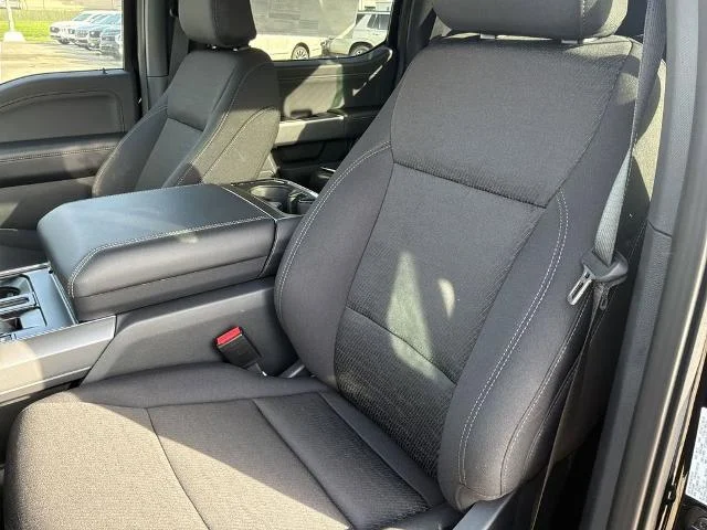 New 2026 Agate Black Metallic Ford XLT image 32