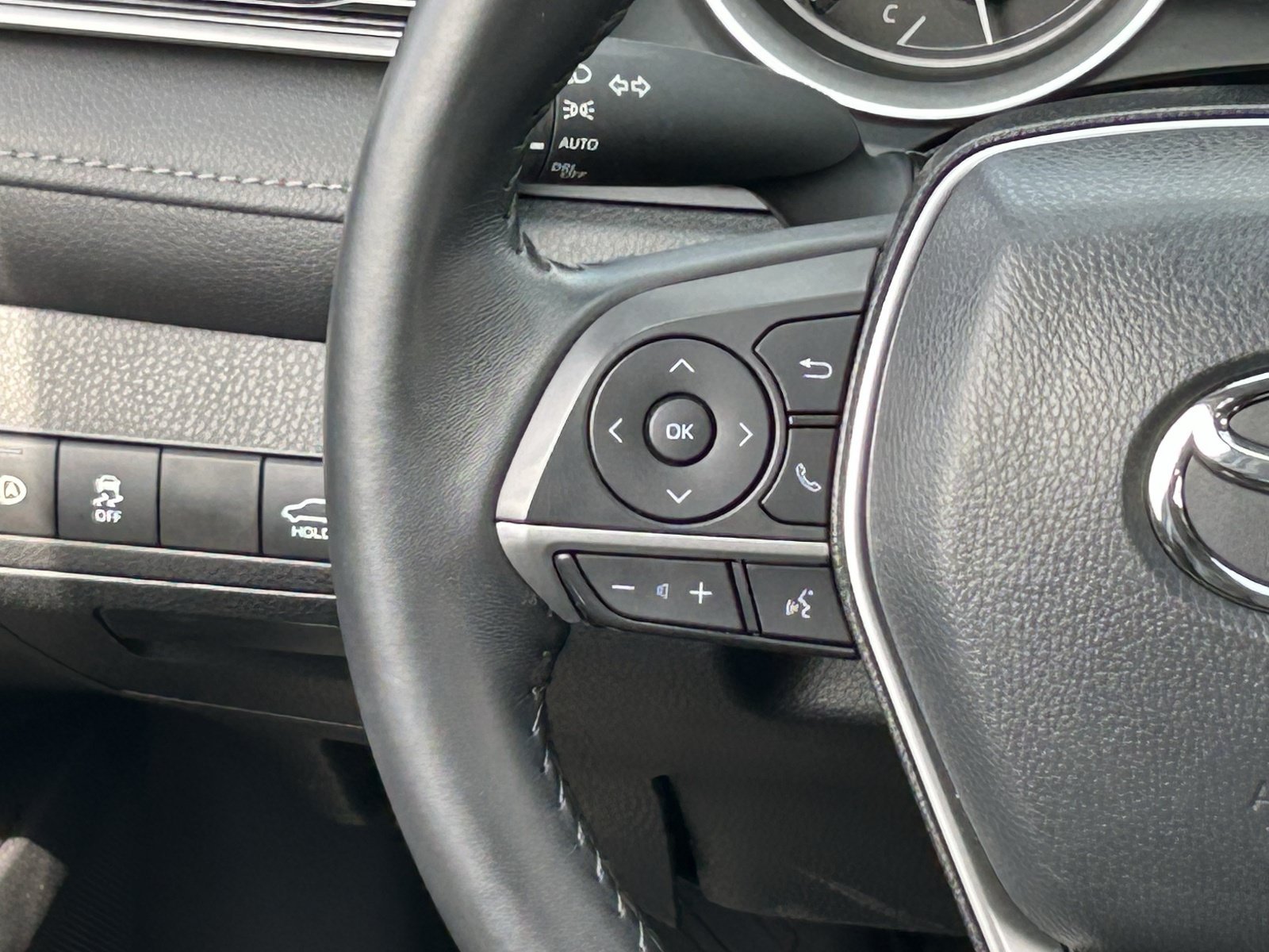 Used 2024 Black Toyota XLE image 13