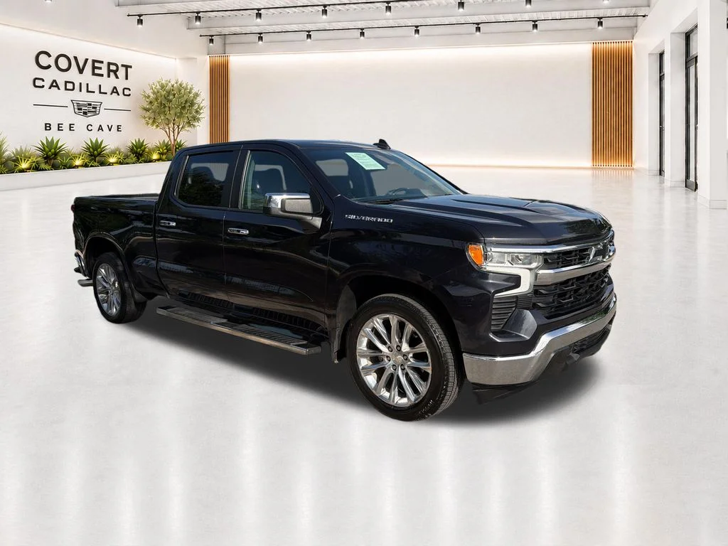 Used 2022 Gray Chevrolet LT image 1