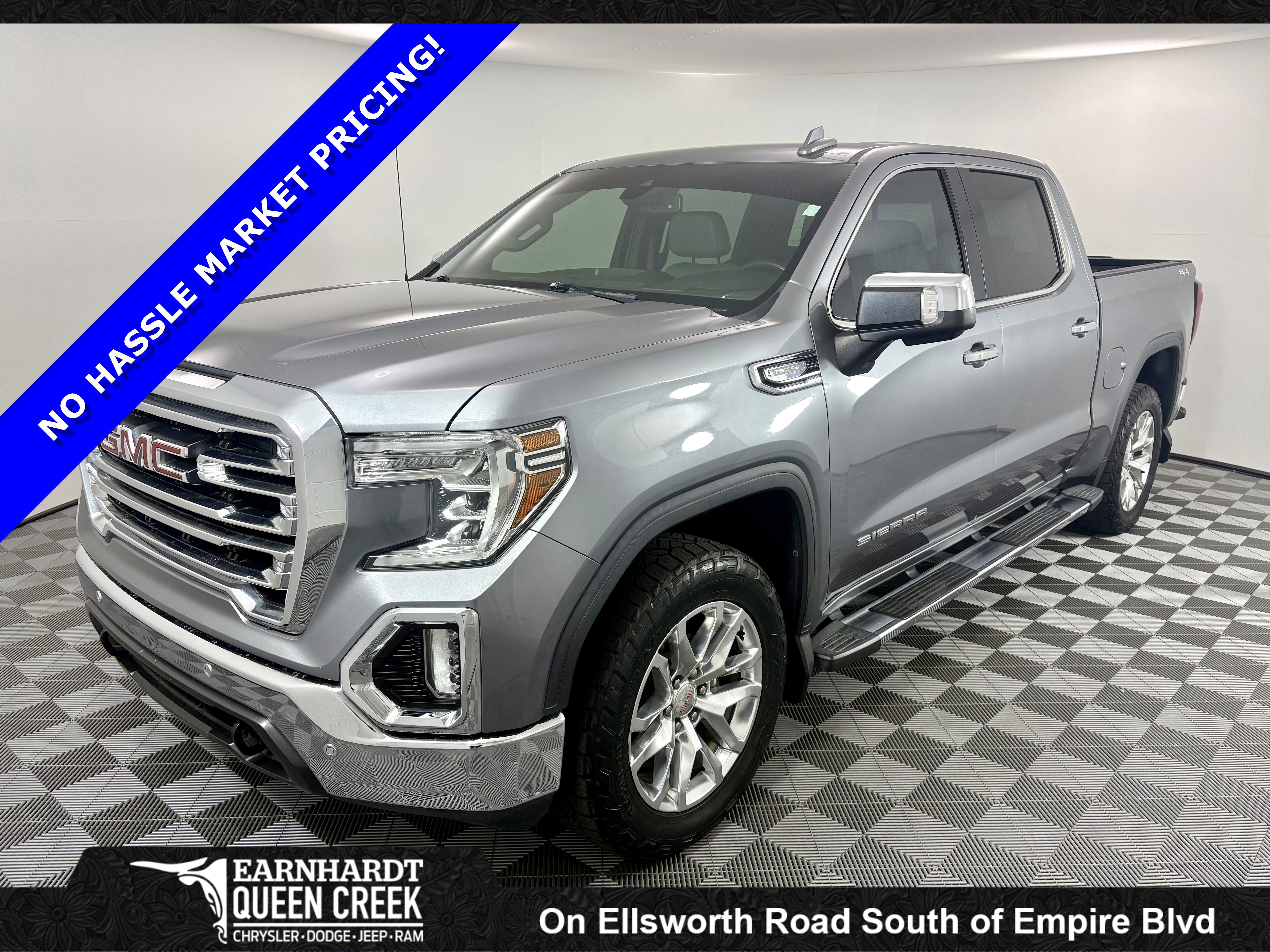 2020 GMC Sierra 4WD Crew Cab Short Box SLT's photo