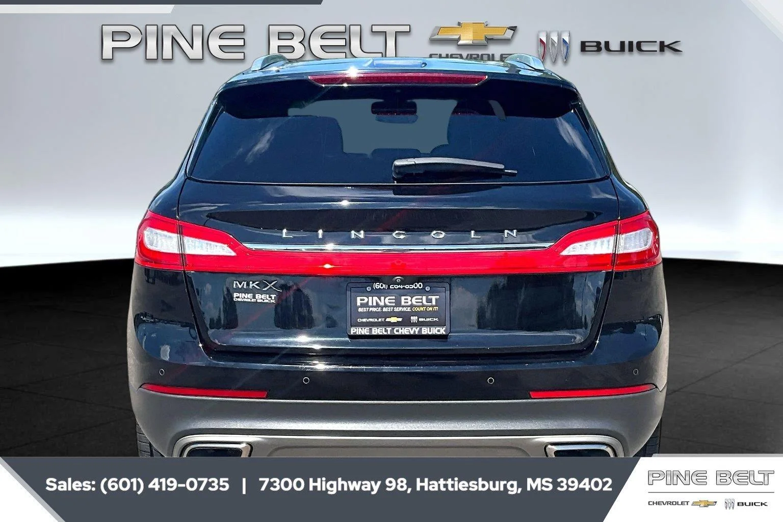 Used 2018 Black Velvet Lincoln Reserve image 4