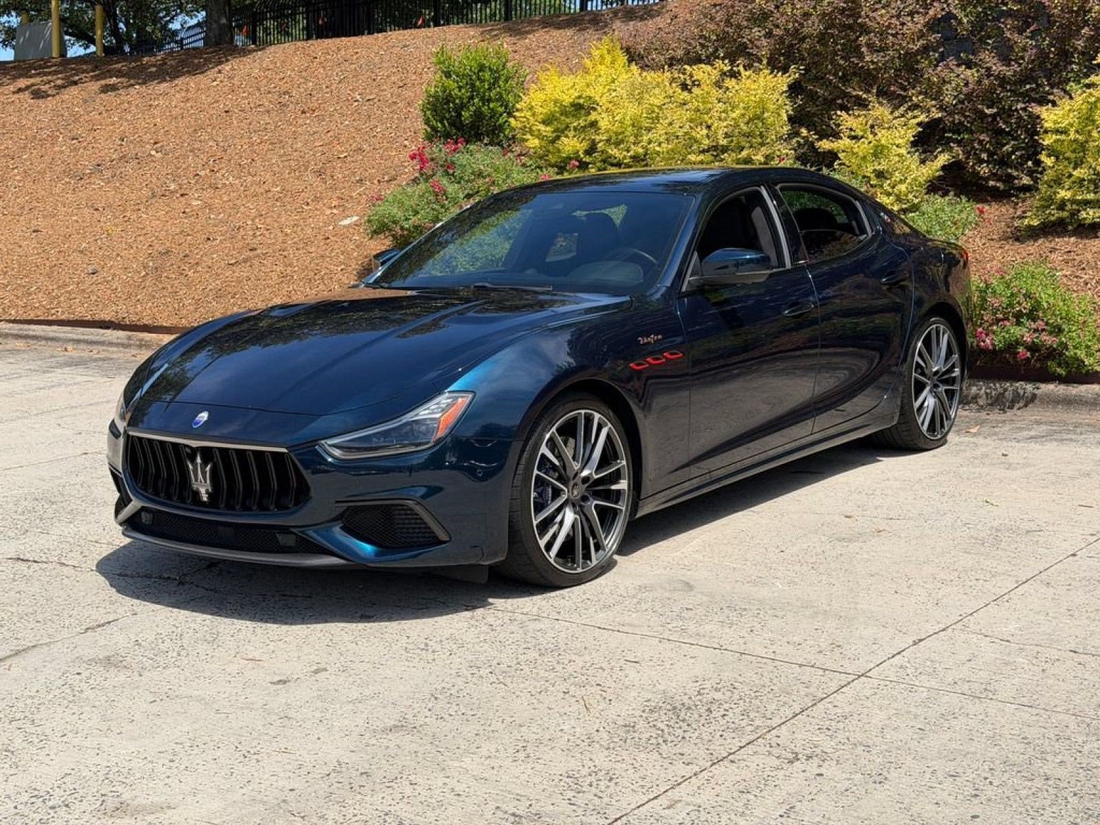 Used 2021 Blue Maserati Trofeo image 8