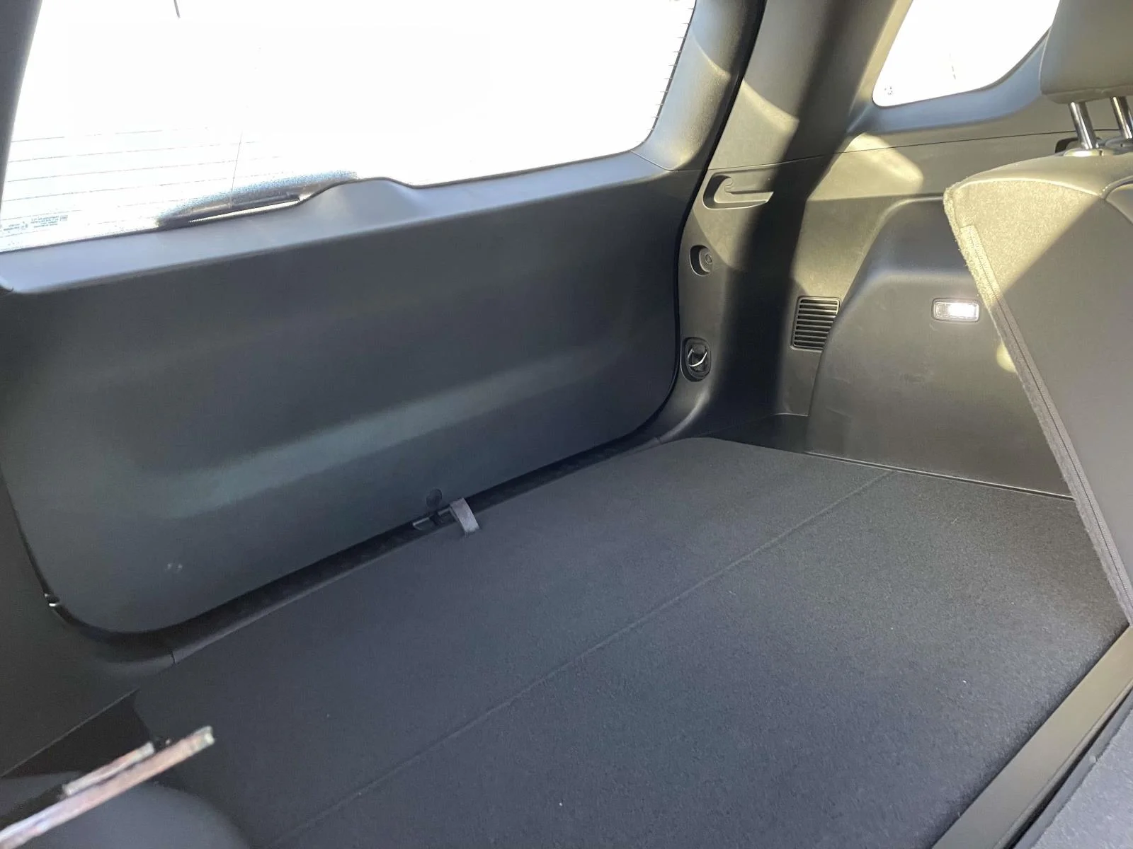 New 2027 Lakeshore Blue Metallic Chevrolet LT image 10