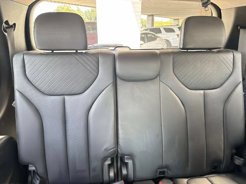 Used 2025 Gray Hyundai SEL image 17