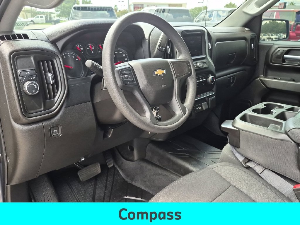 Used 2022 Gray Chevrolet Custom image 34