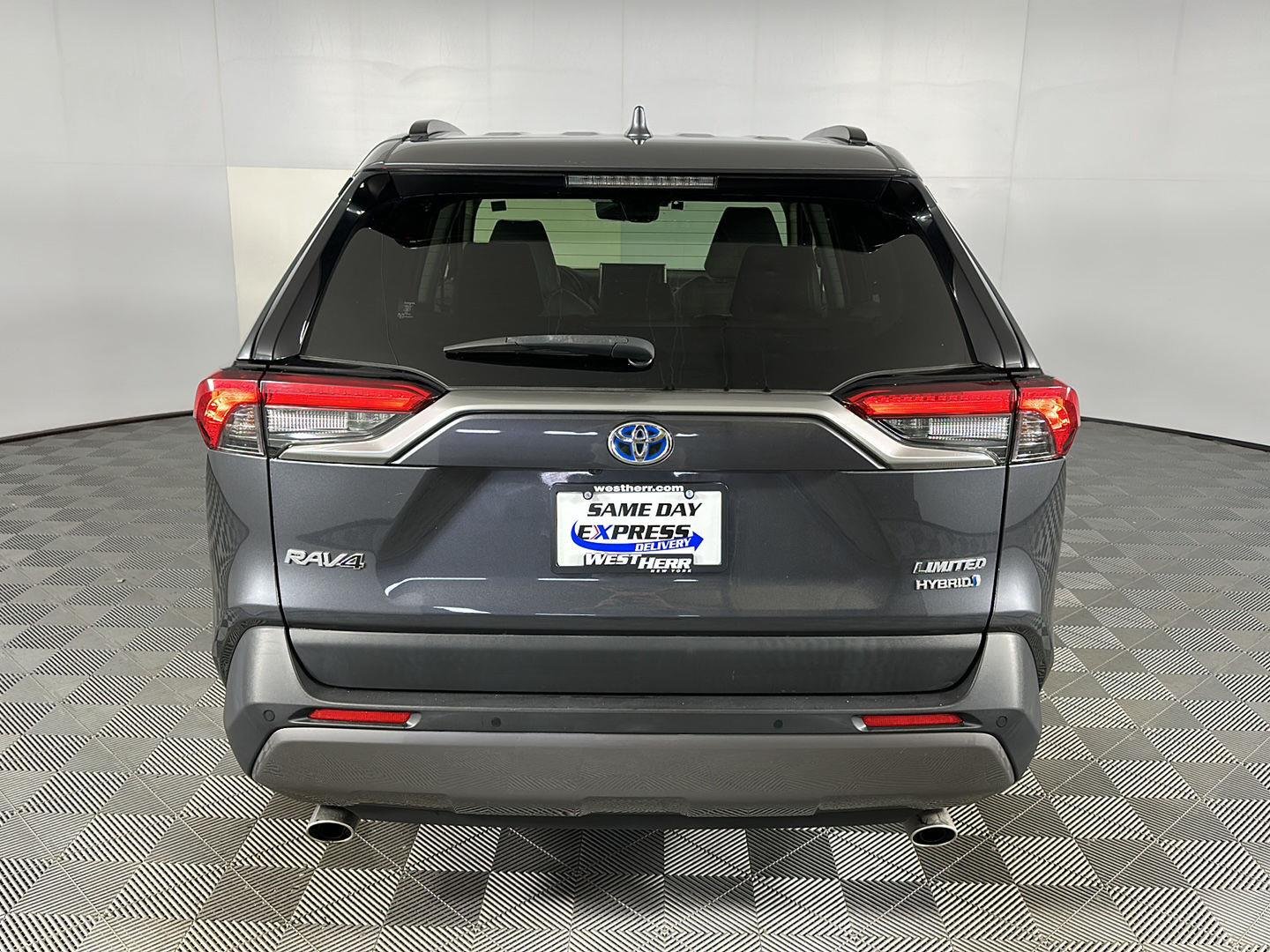 Used 2020 Magnetic Gray Metallic Toyota Limited image 26