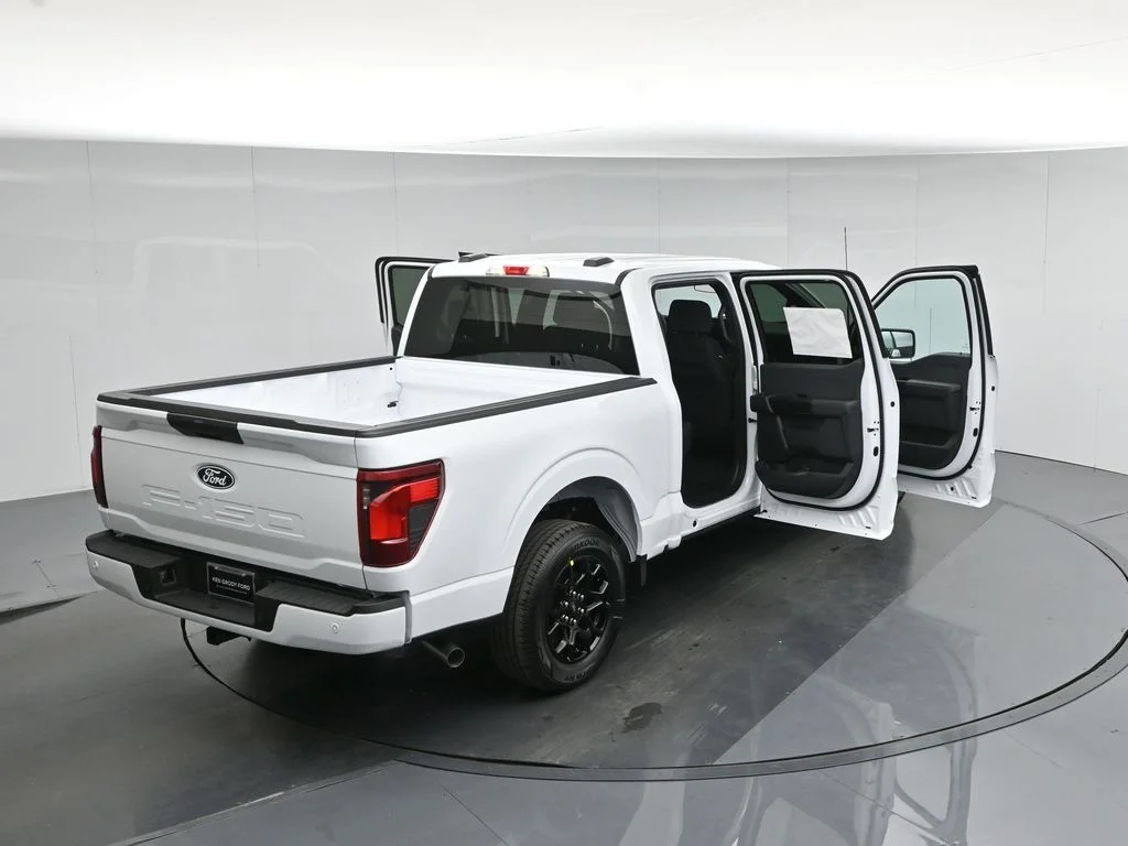 New 2026 Oxford White Ford STX image 33