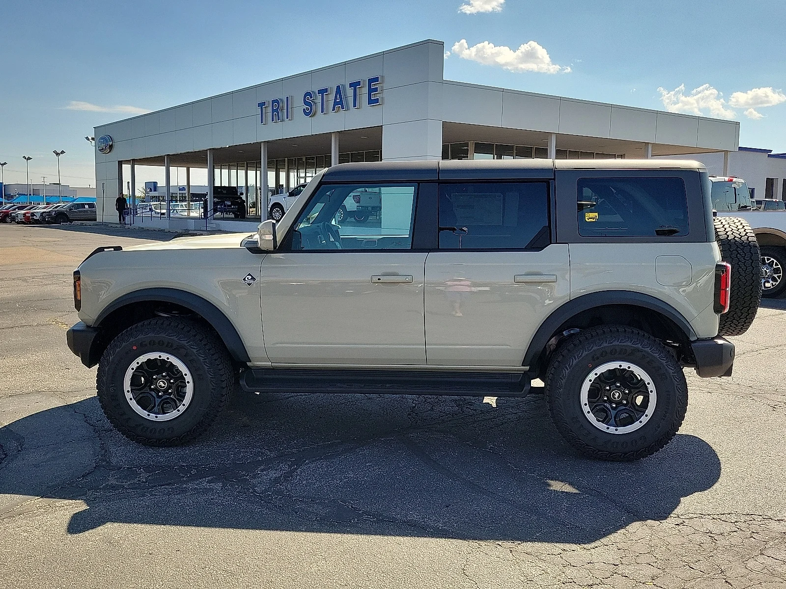New 2025 Desert Sand Ford Outer Banks&reg; image 2