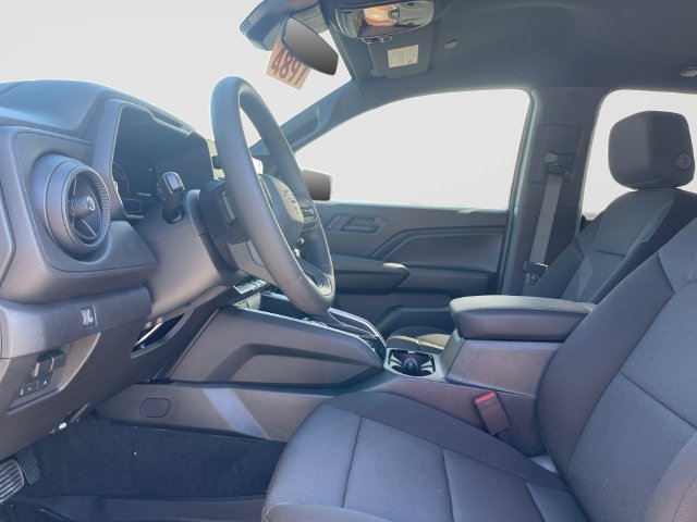 2026 Chevrolet Colorado Trail Boss - Photo 10
