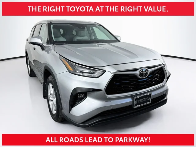 2022 Toyota Highlander LE