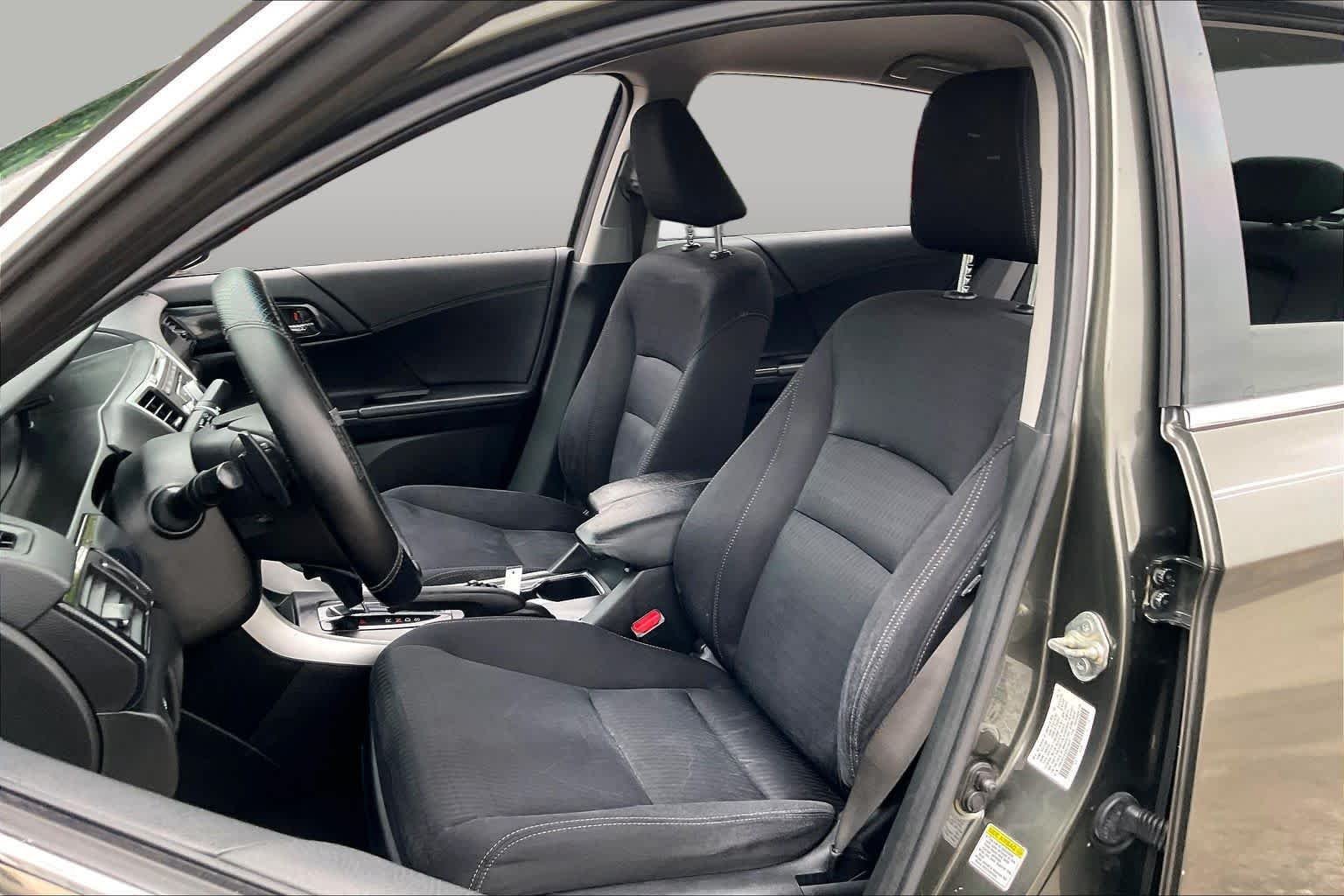 Used 2013 Hematite Metallic Honda Sport image 7