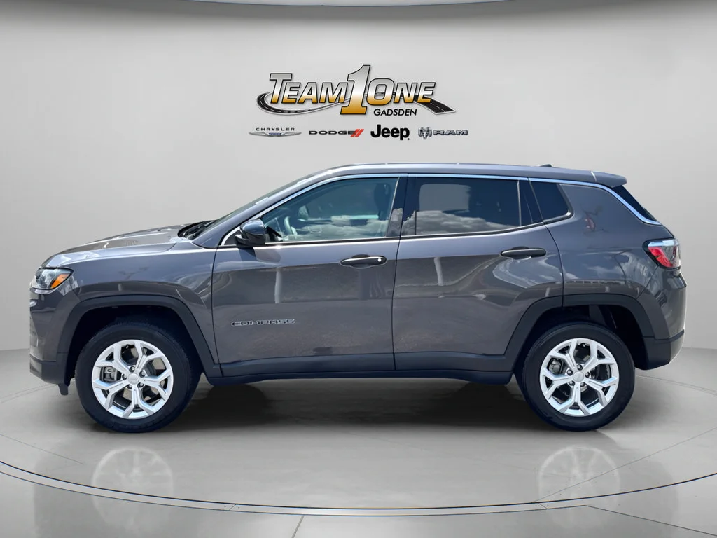 Used 2024 Baltic Gray Metallic Clearcoat Jeep Sport image 6