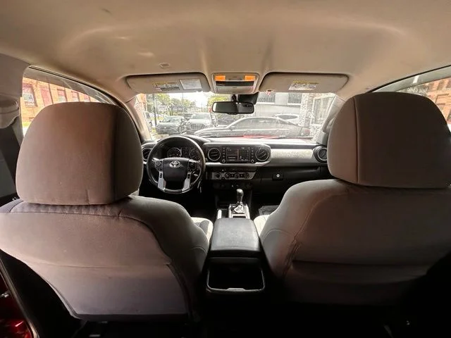 Used 2020 Red Toyota SR5 image 25