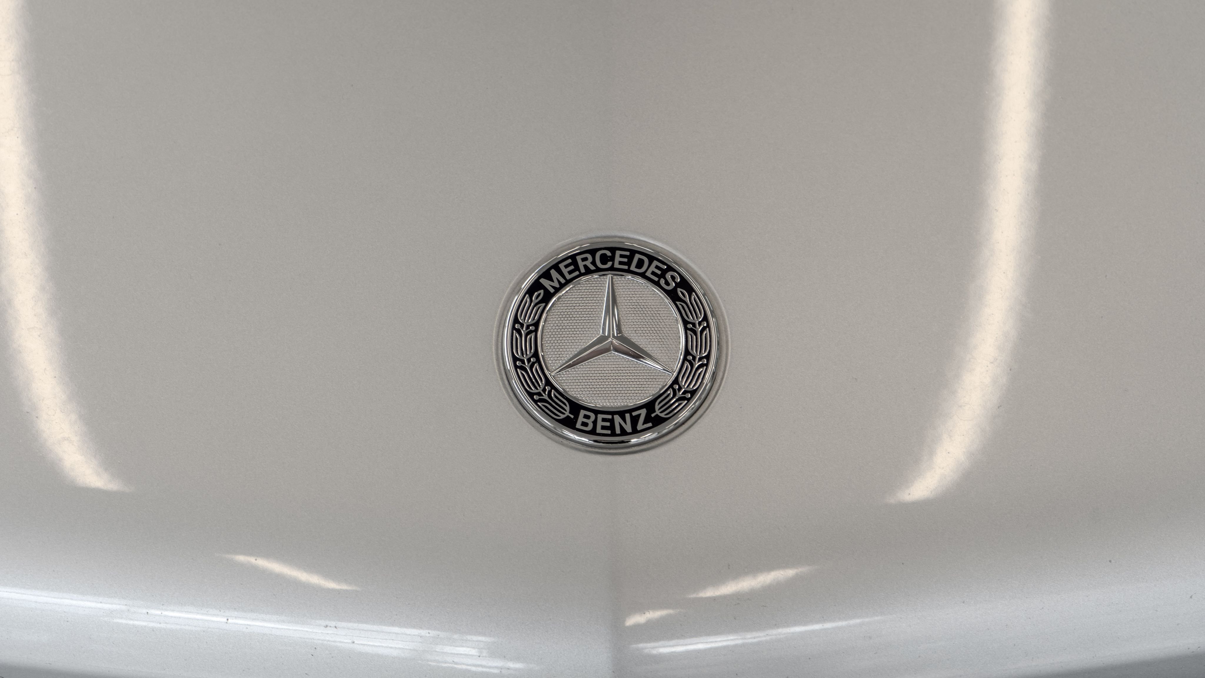 Used 2015 Diamond Silver Mercedes-Benz GLK 250 image 5