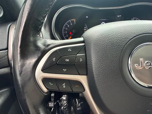 Used 2019 White Jeep Altitude image 26