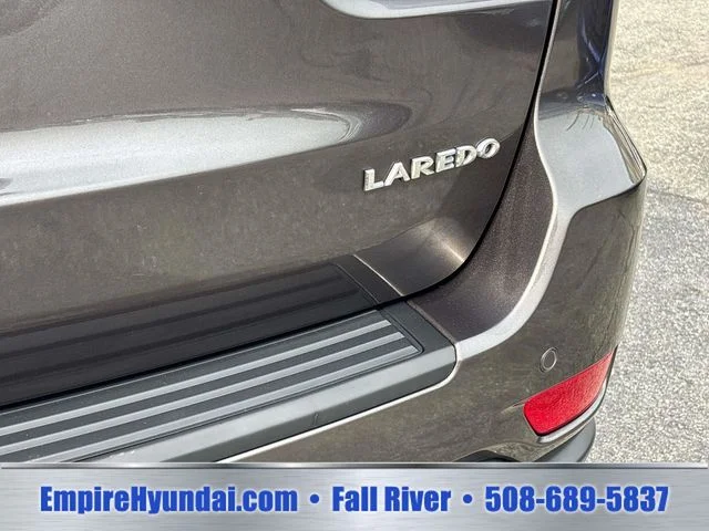 Used 2019 Gray Jeep Laredo E image 32