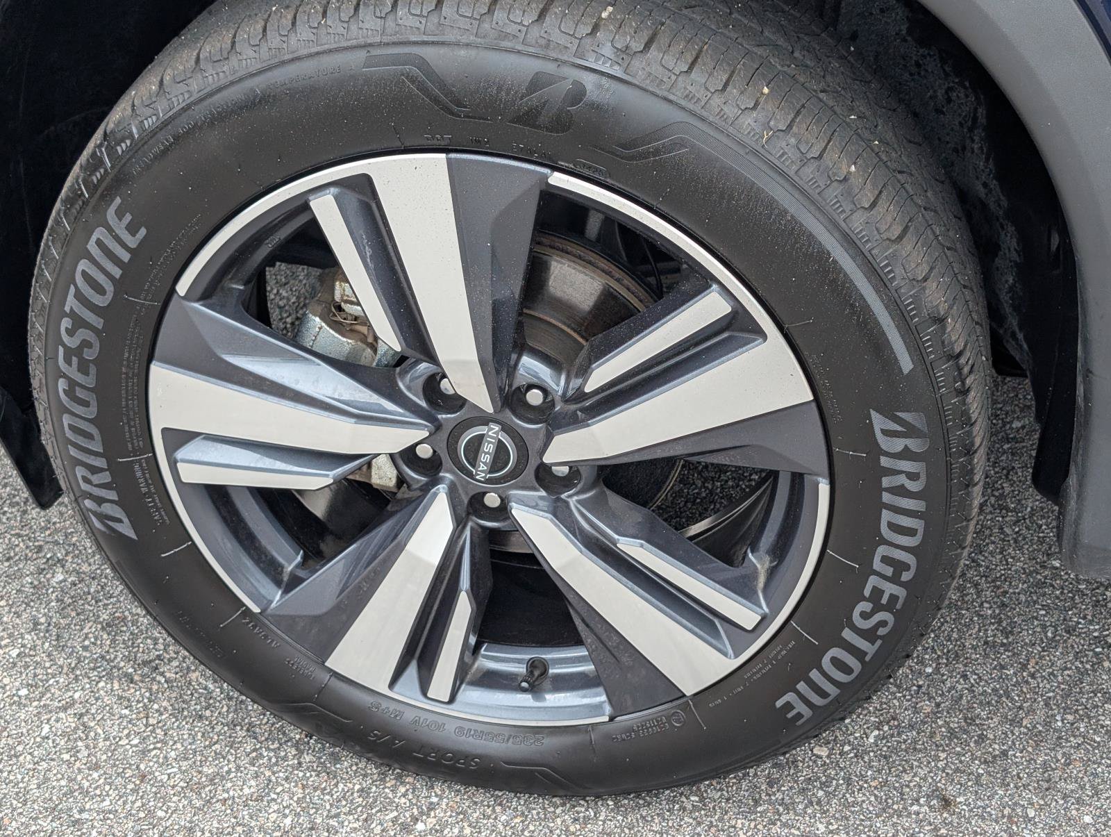 2026 Nissan Rogue SL - Photo 13