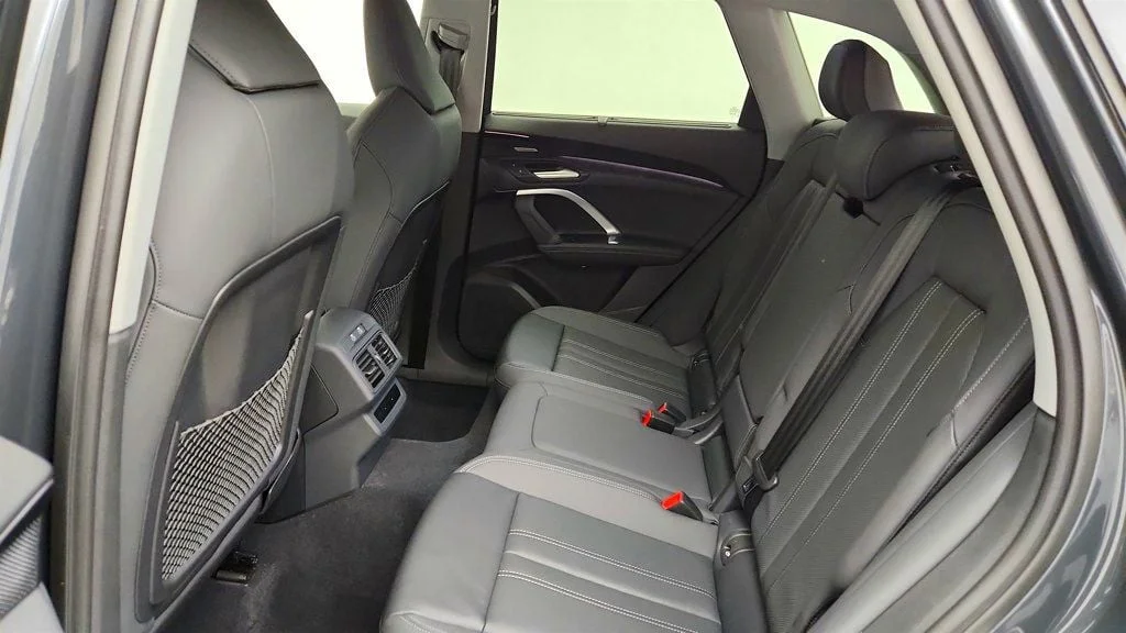 Used 2025 Tambora Gray Metallic Audi Premium Plus 2.0 TFSI quattro w/ B&O Sound & Pano Roof image 20
