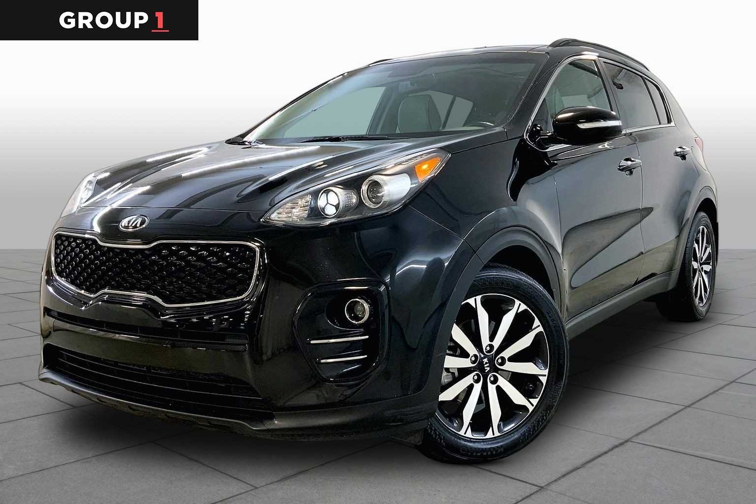 Pre-Owned 2019 Kia Sportage EX