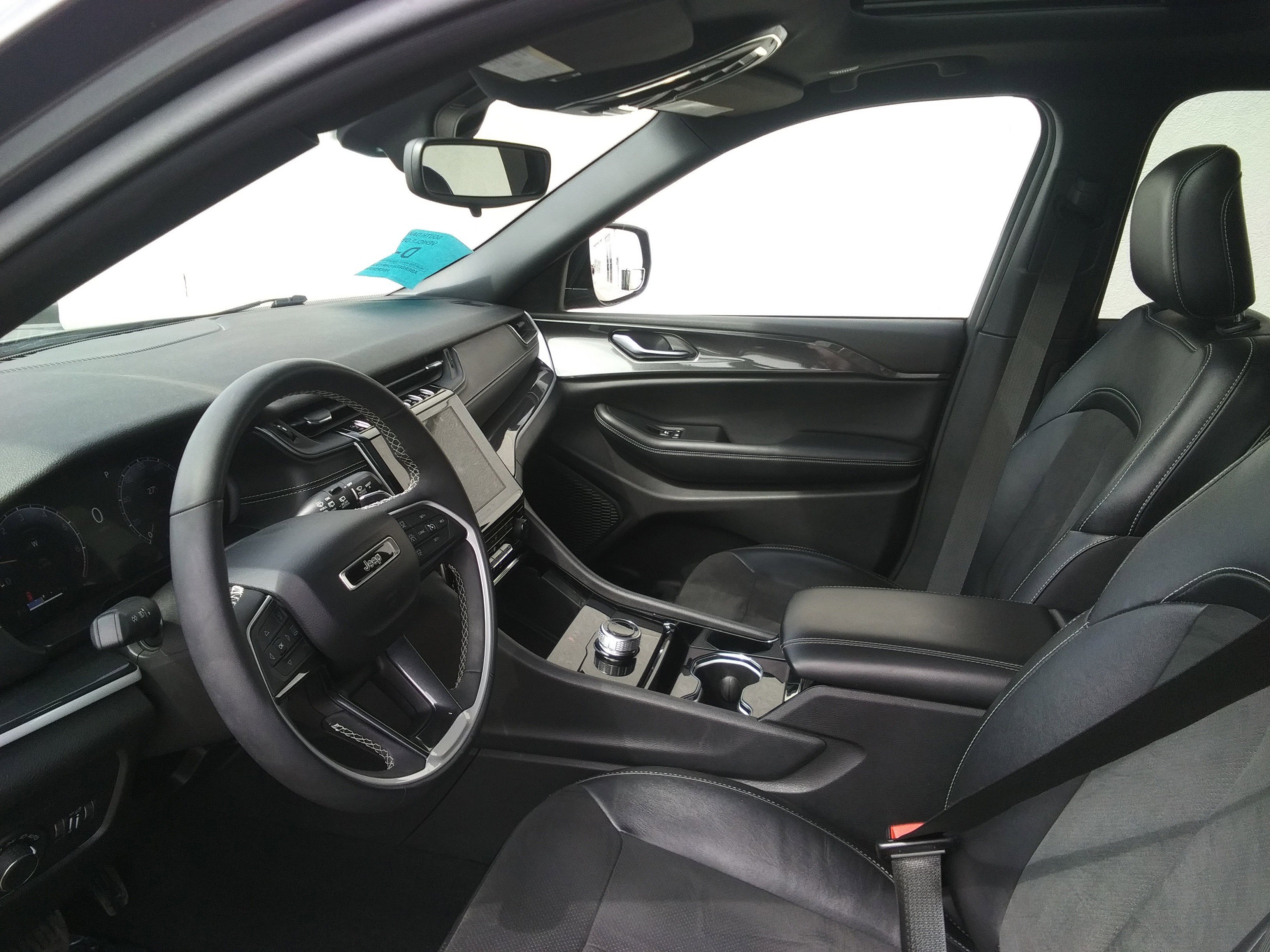 Used 2023 Gray Jeep Altitude image 15