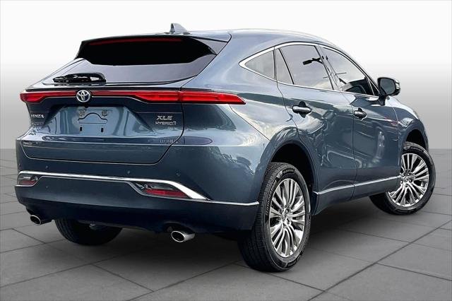 Certified Used 2022 COASTAL GRAY METALLI Toyota  image 12