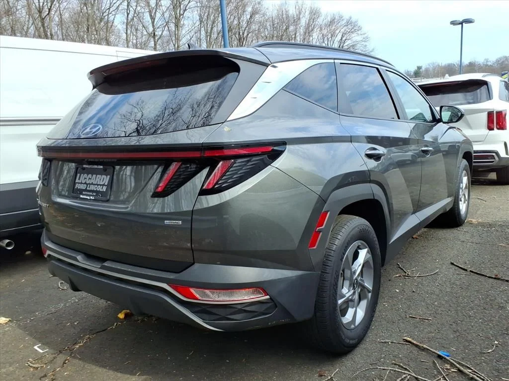 Used 2023 Gray Hyundai SEL image 6