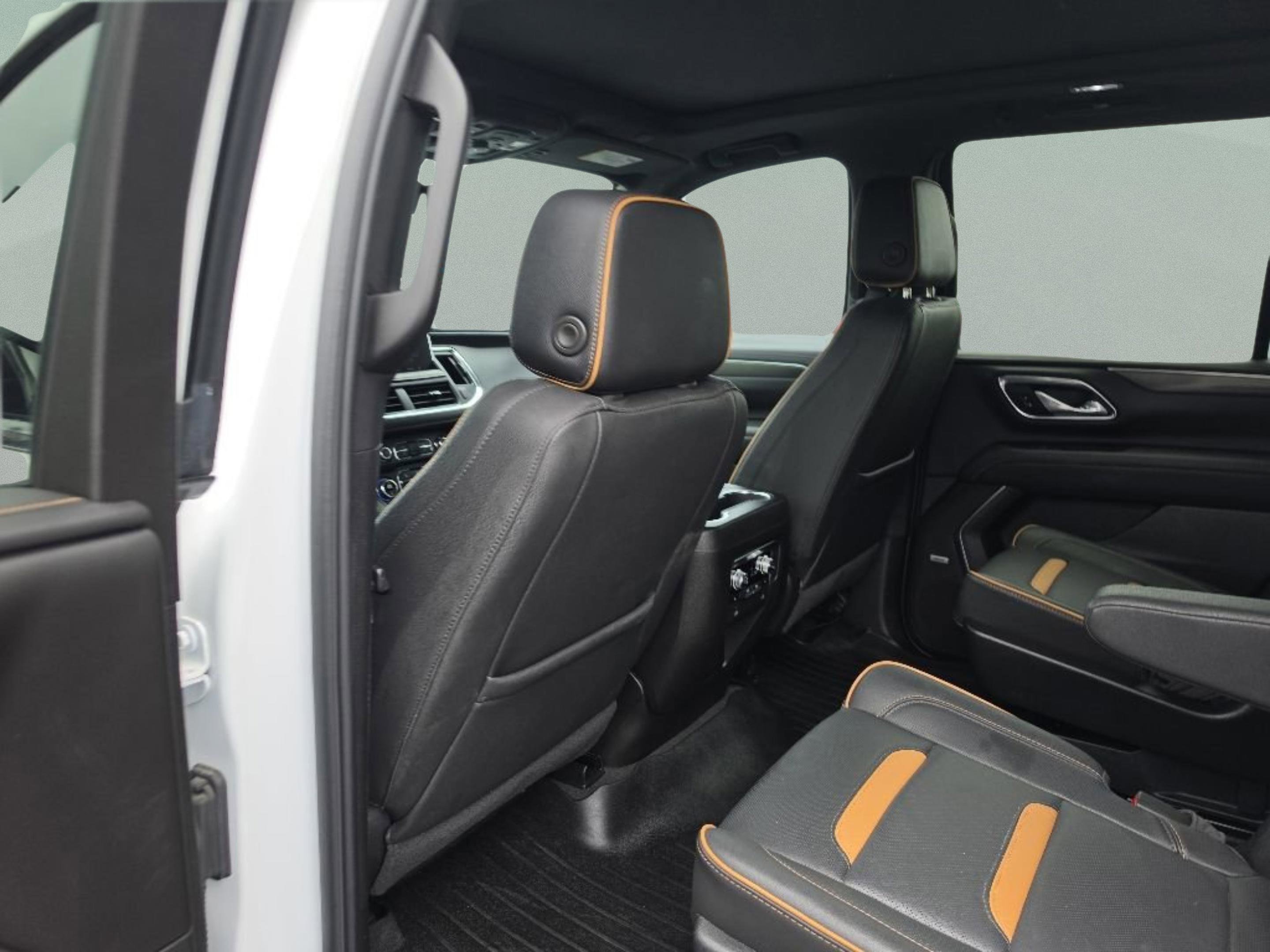 Used 2023 Summit White GMC AT4 image 22