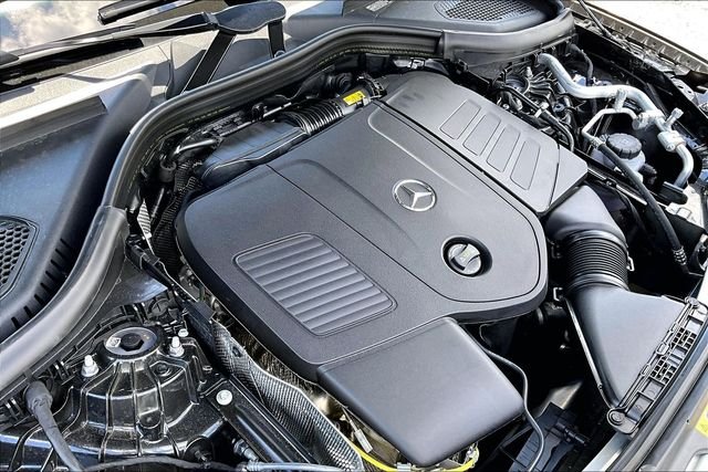 Used 2026 Gray Mercedes-Benz GLC 300 image 31
