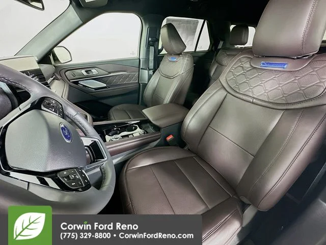 New 2026 Star White Metallic Tri-Coat Ford Platinum image 23