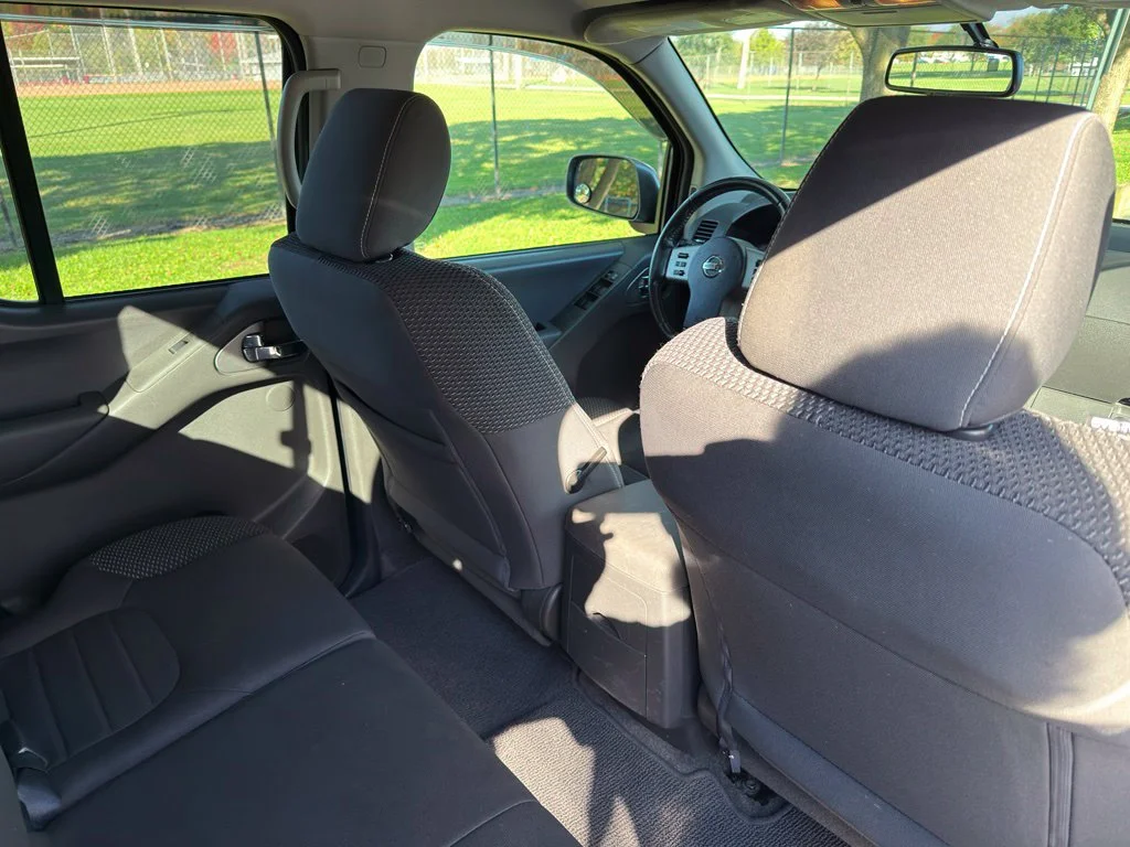 Used 2018 Gray Nissan PRO-4X image 30
