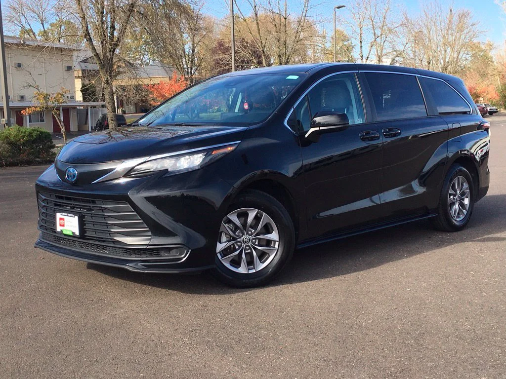 2024 Toyota Sienna