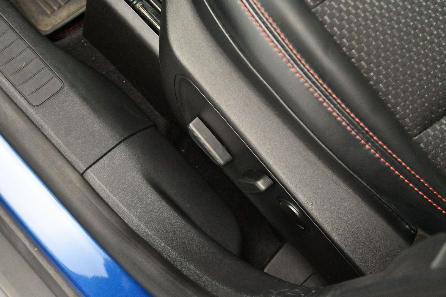 Used 2023 Atlas Blue Ford ST-Line Elite image 14