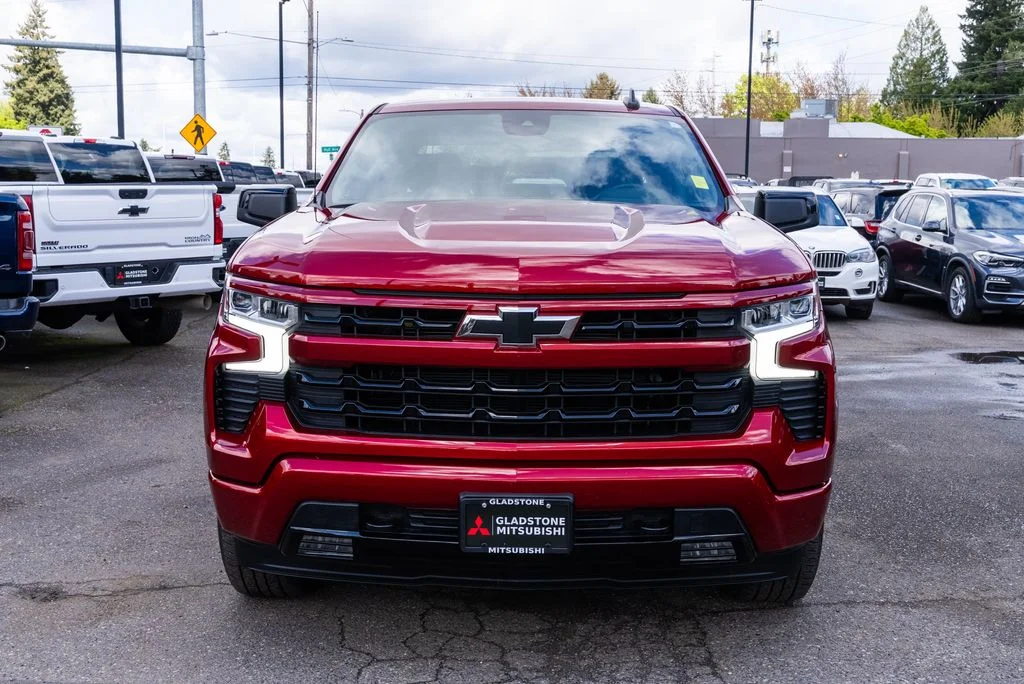 Used 2023 Red Chevrolet RST image 2