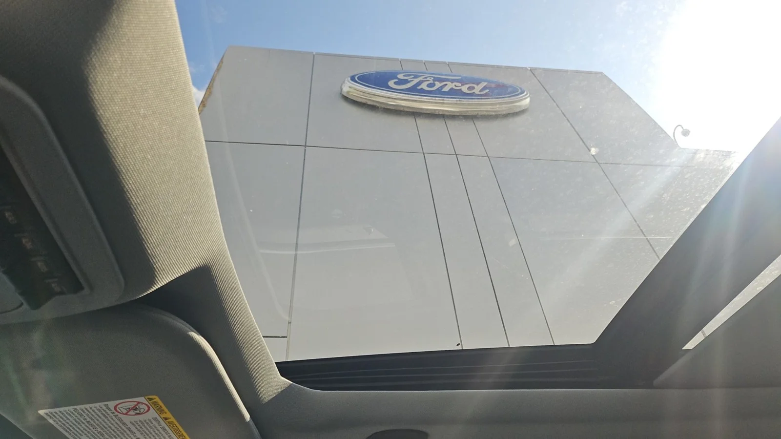 New 2027 Star White Metallic Tri-Coat Ford Lariat 4WD image 16