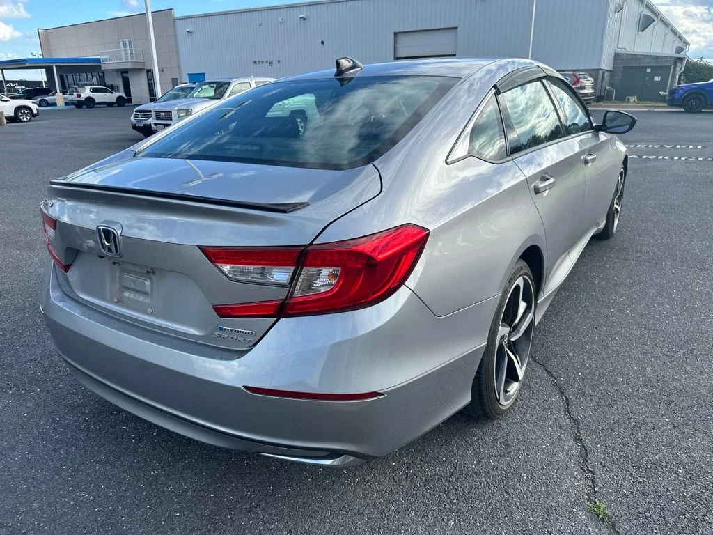 Certified Used 2022 Lunar Silver Metallic Honda HYBRID SPORT image 3