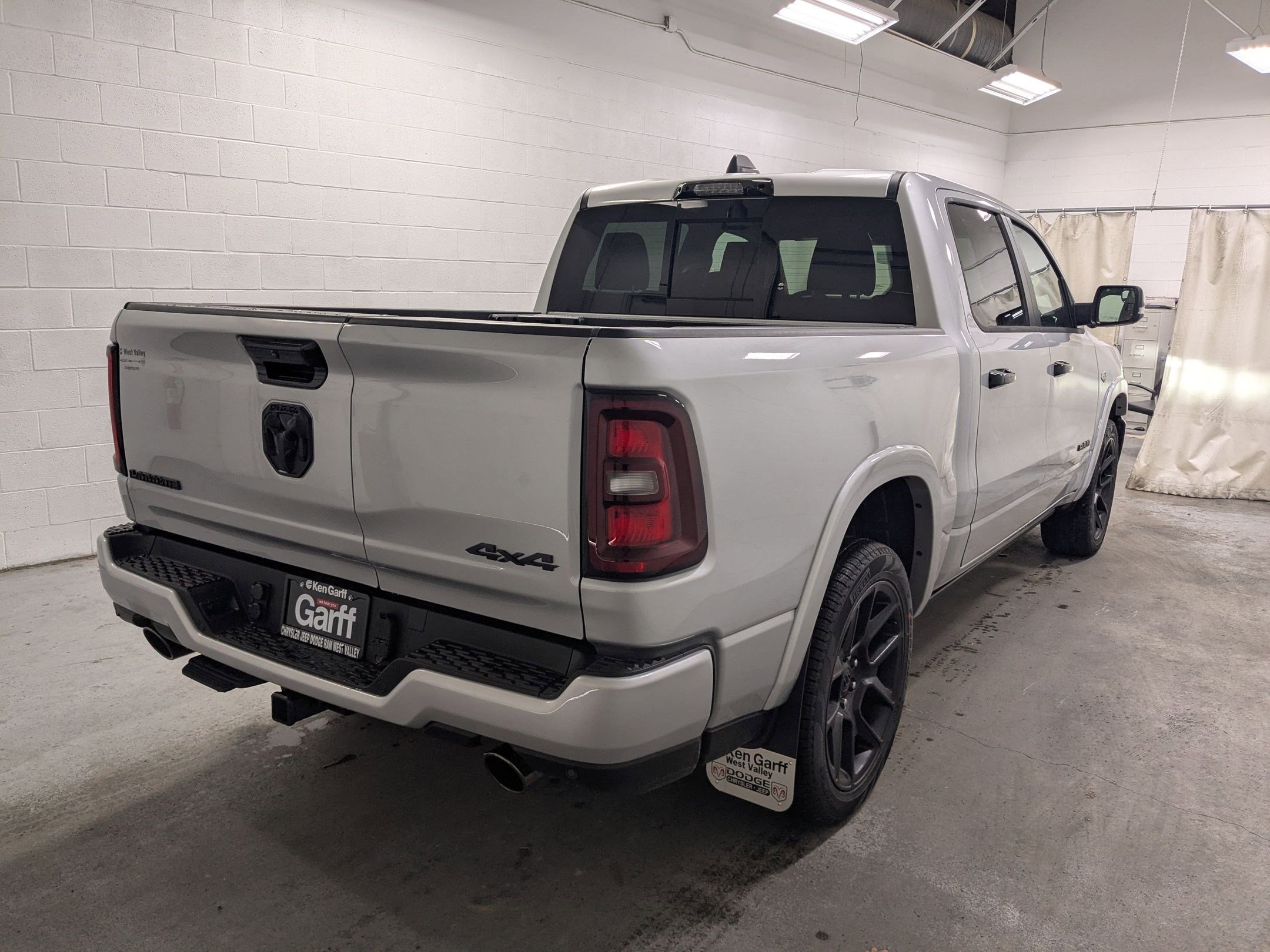 New 2026 Silver Zynith Exterior Paint RAM Laramie image 4