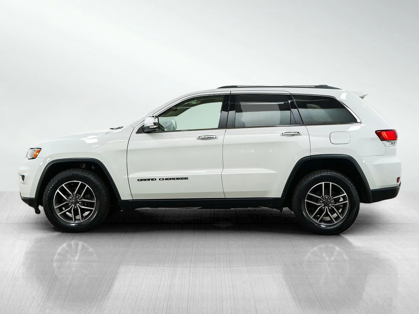 Used 2020 Jeep Grand Cherokee Limited with VIN 1C4RJFBG7LC378000 for sale in Hopkins, Minnesota
