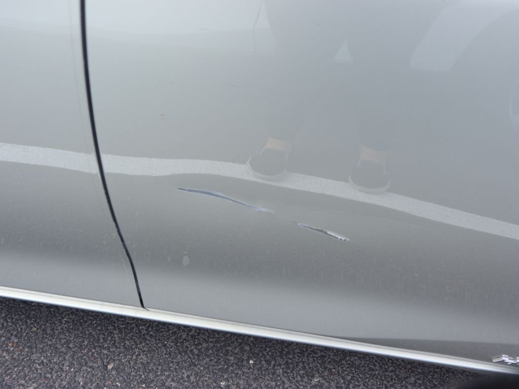 Used 2019 Beige Metallic Lexus 300h image 21