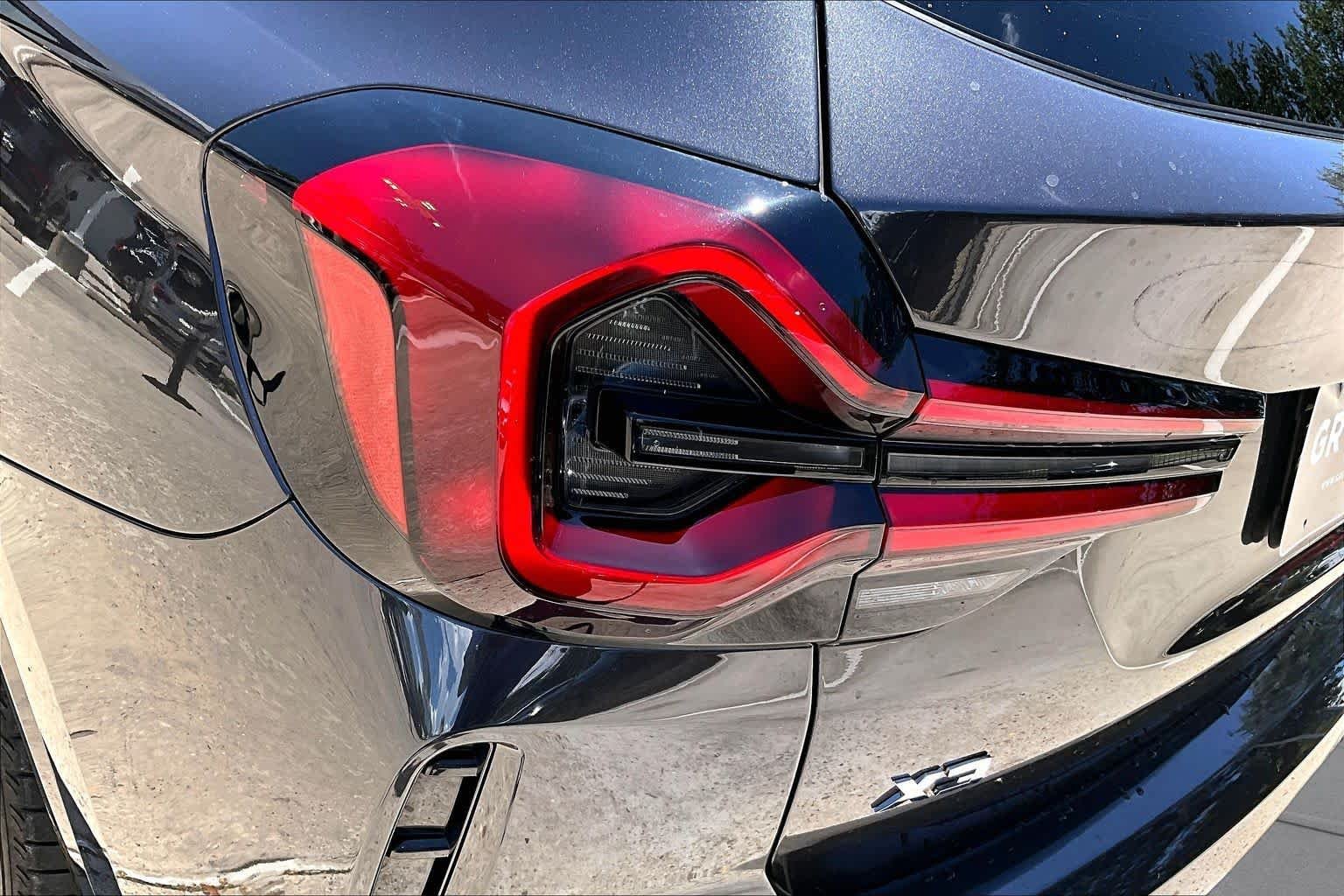 Used 2024 Dark Graphite Metallic BMW M40i image 28