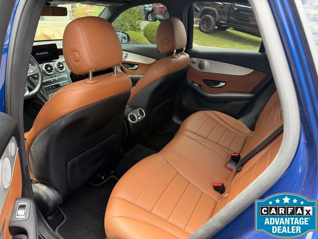 Used 2021 Brilliant Blue Metallic Mercedes-Benz GLC 300 image 8