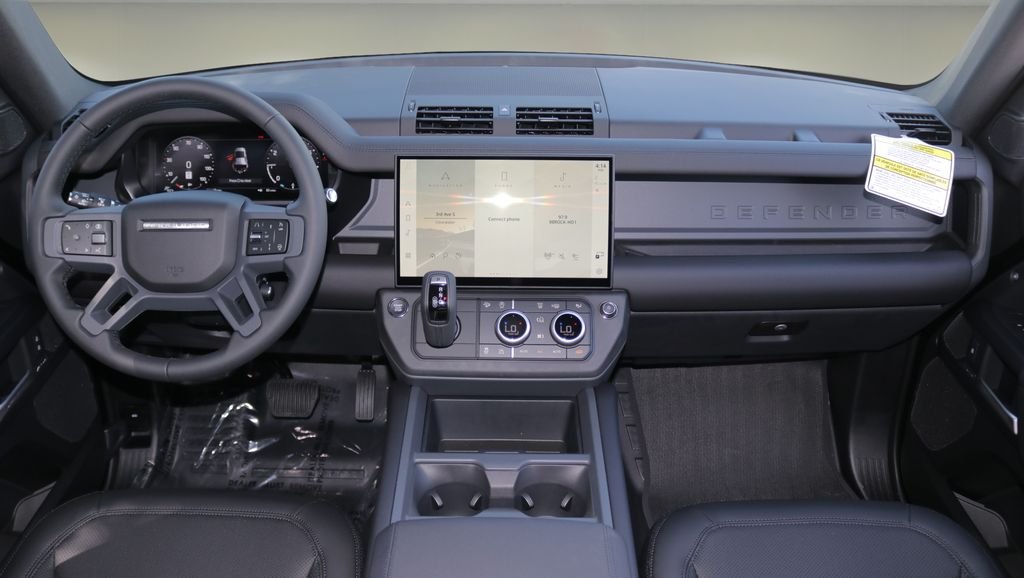 New 2026 Santorini Black Land Rover S image 13