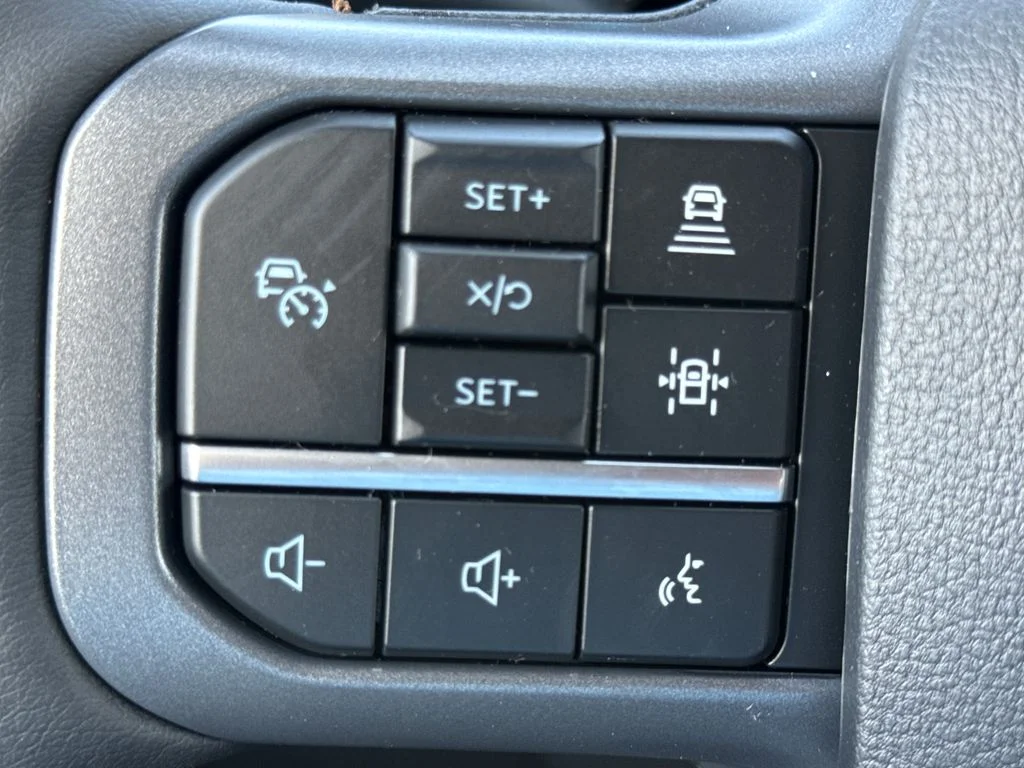 New 2026 Silver Ford Lariat image 33