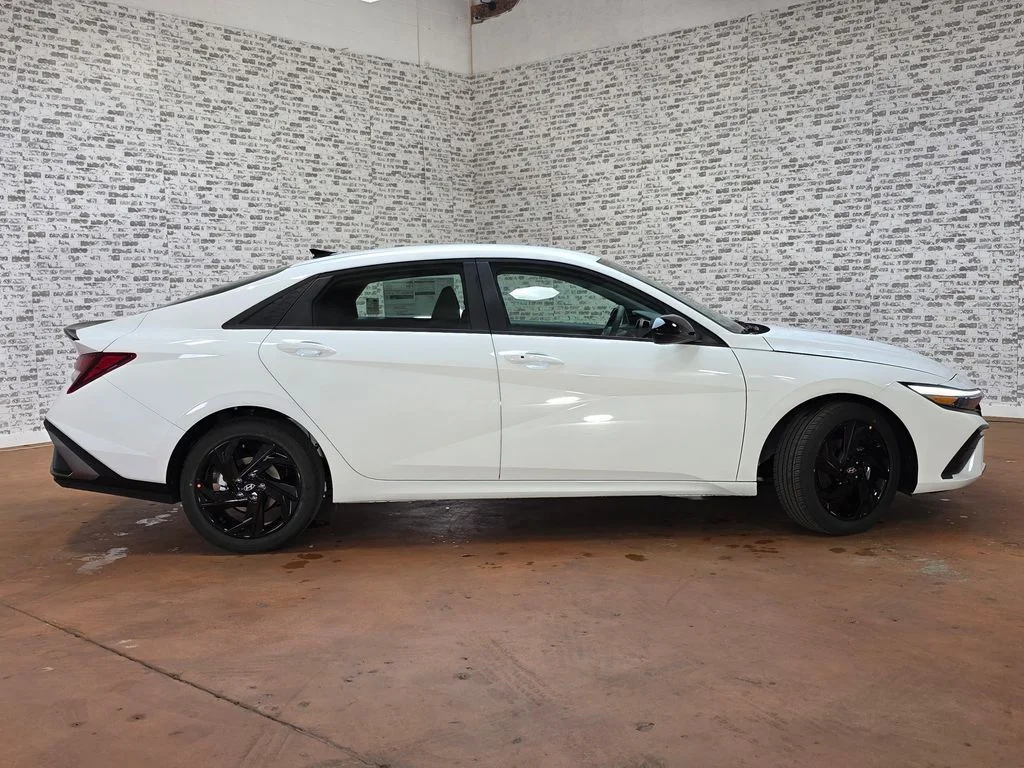 New 2026 Serenity White Hyundai SEL Sport image 3