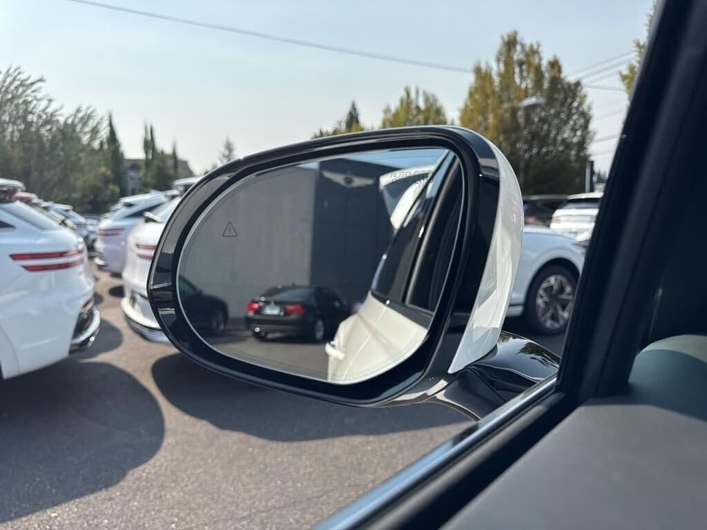 New 2026 White Genesis 2.5T image 40