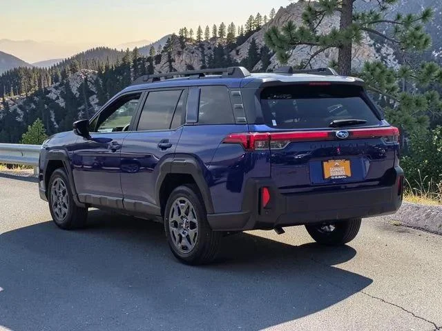 New 2026 SAPPHIRE BLUE PEARL Subaru Premium image 4