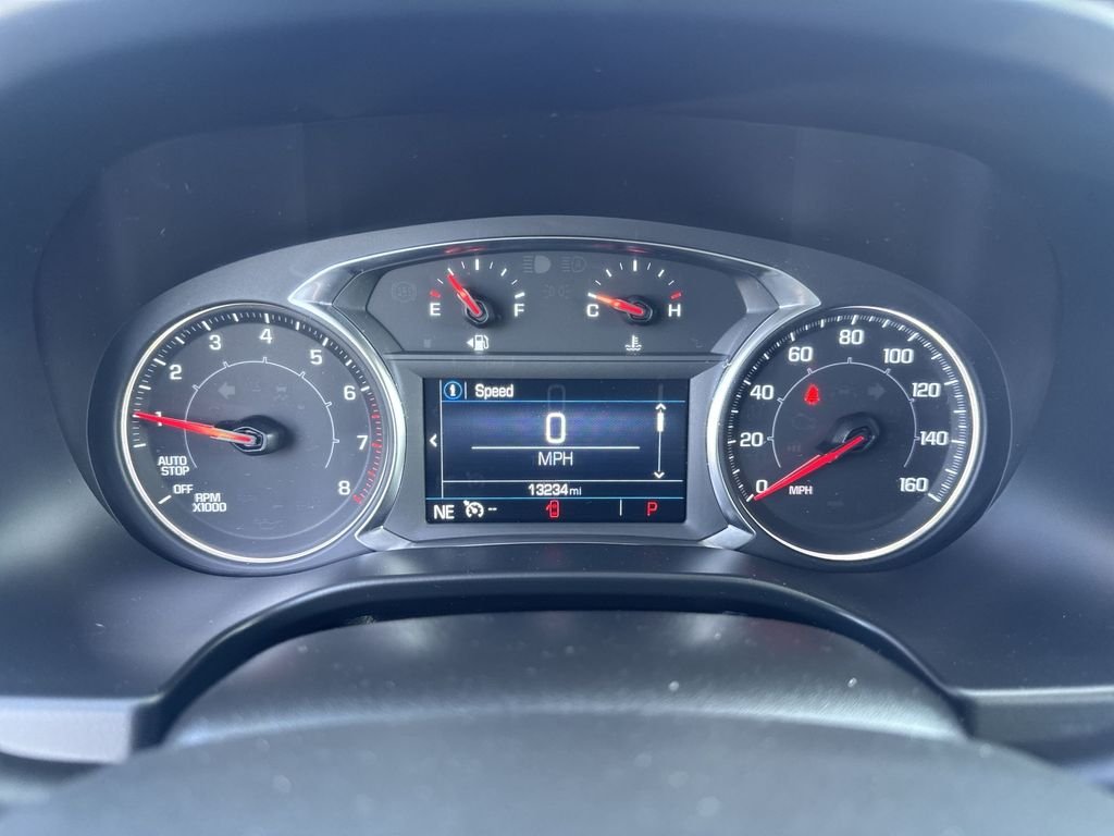 Used 2023 Black GMC SLE image 15