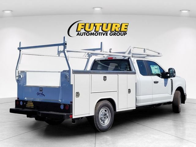 New 2026 Oxford White Ford F-250® XL image 31