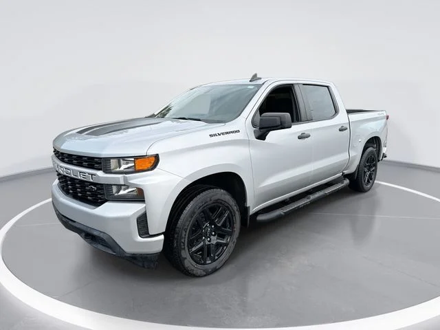 Used 2022 Silver Chevrolet Custom image 1