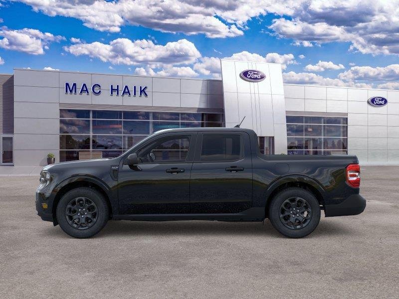 New 2026 Shadow Black Ford XLT image 3