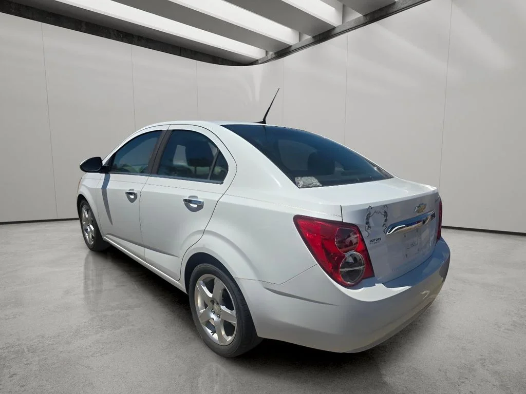 Used 2012 Summit White Chevrolet LTZ image 5